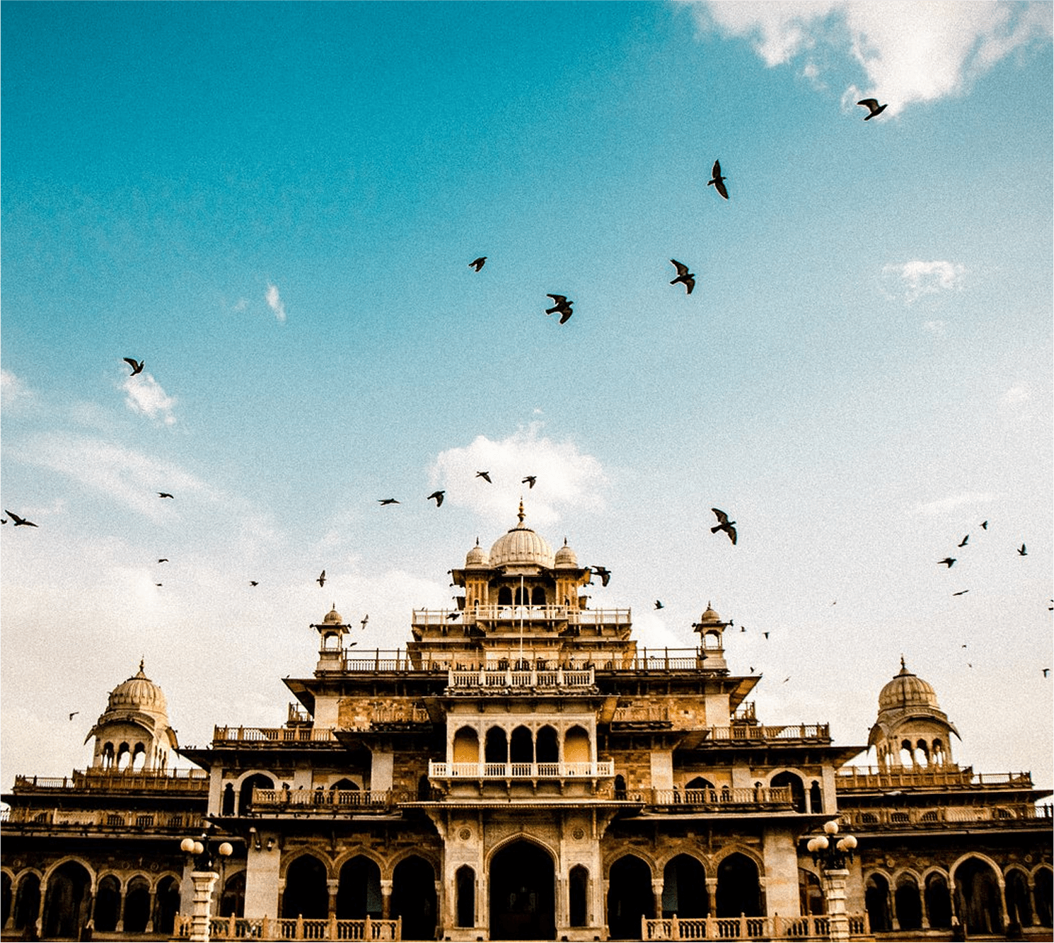 Front Facade with Fountain min