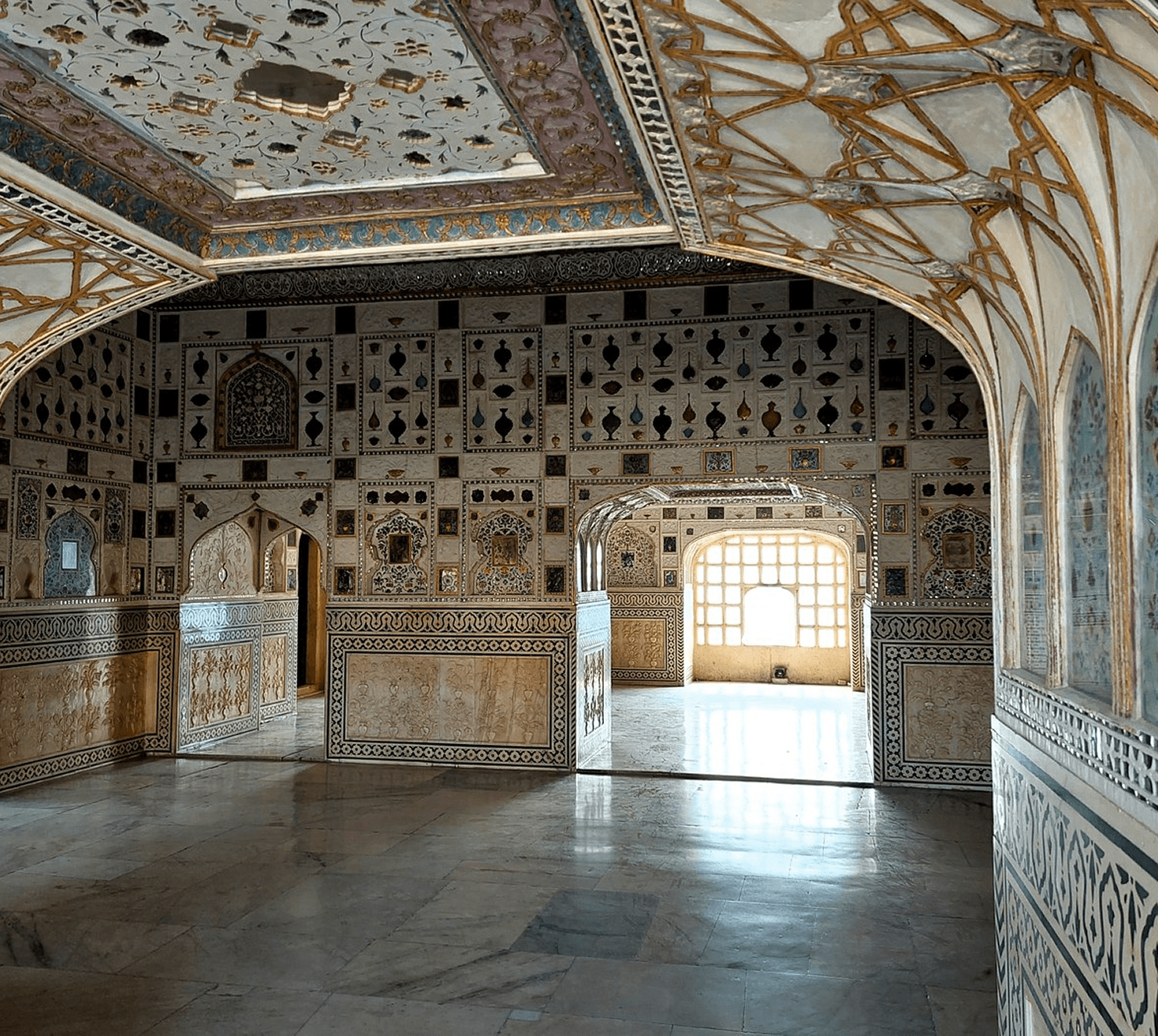 Sheesh Mahal Mirror Palace