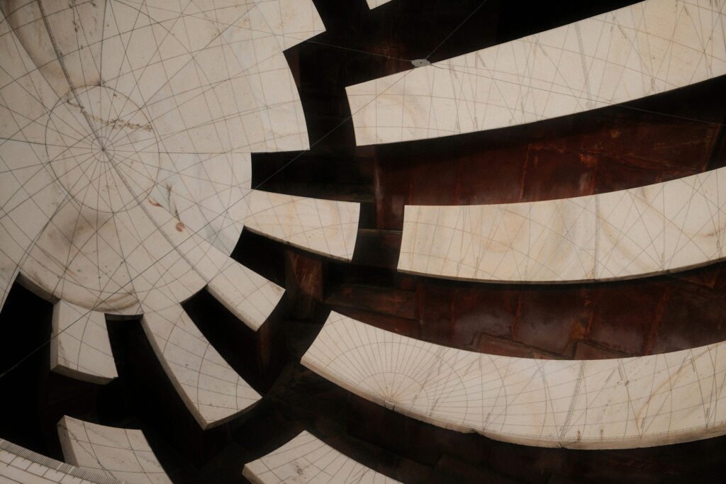 Astronomical Secrets Behind the Instruments at the Jantar Mantar in Jaipur 4 Jai Prakash Yantra, a bowl-shaped astronomical instrument located at the Jantar Mantar observatory in Jaipur.