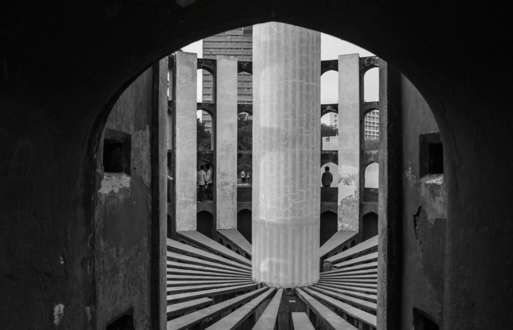 Astronomical Secrets Behind the Instruments at the Jantar Mantar in Jaipur 8 Ram Yantra, a specialized astronomical instrument located within the Jantar Mantar
