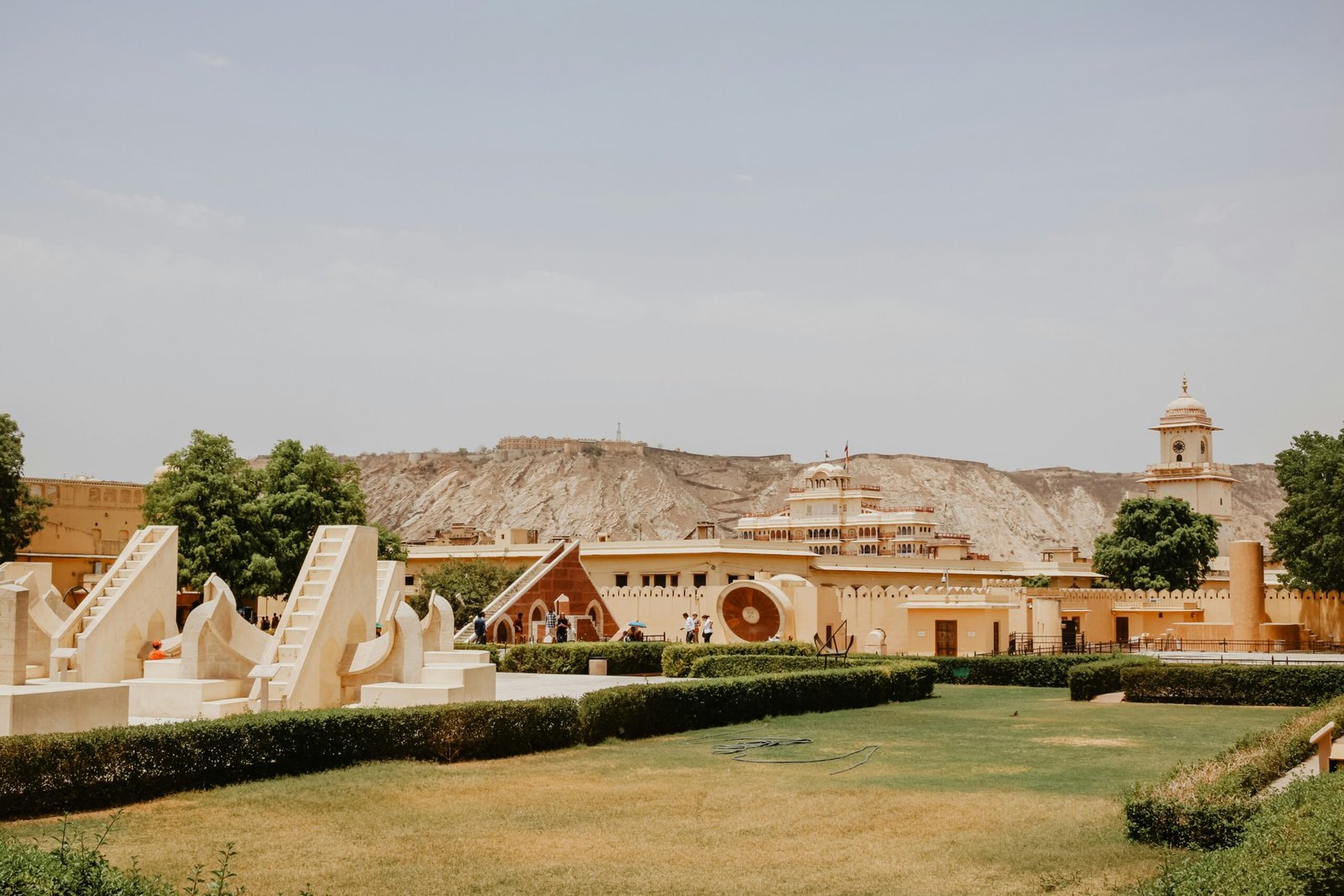 Jantar Mantar in Jaipur | Best Heritage hotel in Rajasthan - DeraMandawa