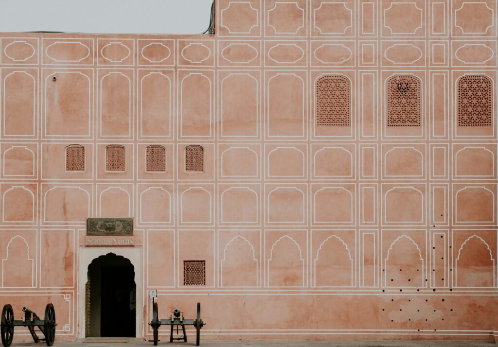 How Haveli Architecture Was Designed for the Jaipur Heat 3 Haveli Architecture in Jaipur | Dera Mandawa